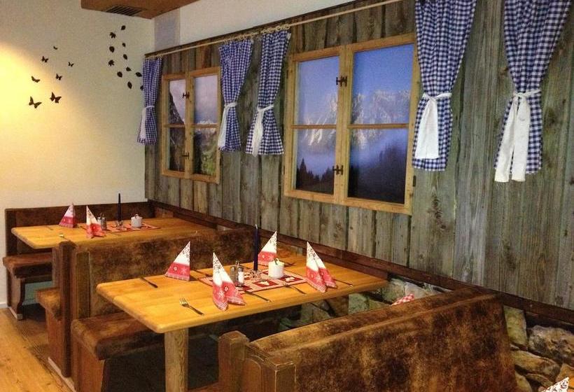 ホテル Ferienwohnungen Hirschbachwinkel