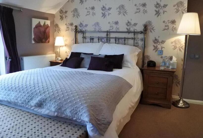 فندق Magpies Restaurant With Rooms