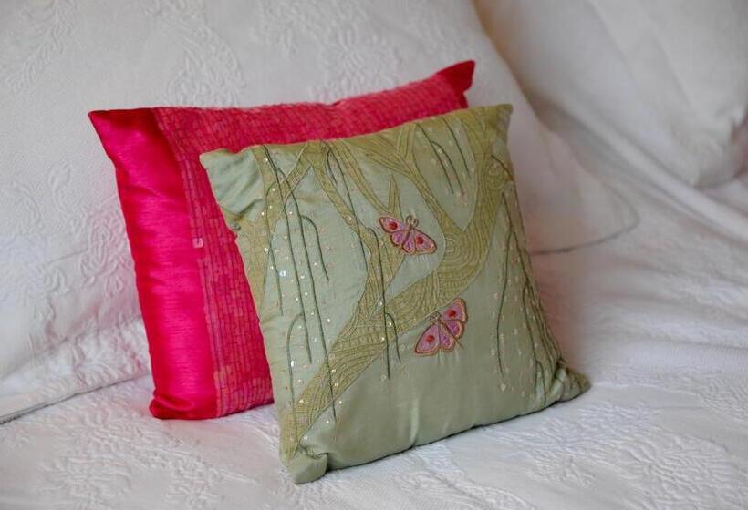 فندق Magpies Restaurant With Rooms