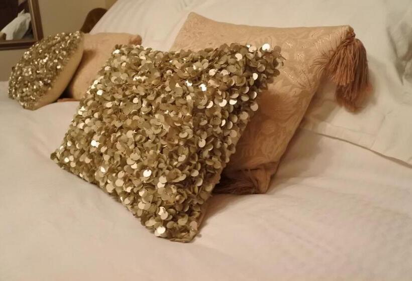 فندق Magpies Restaurant With Rooms