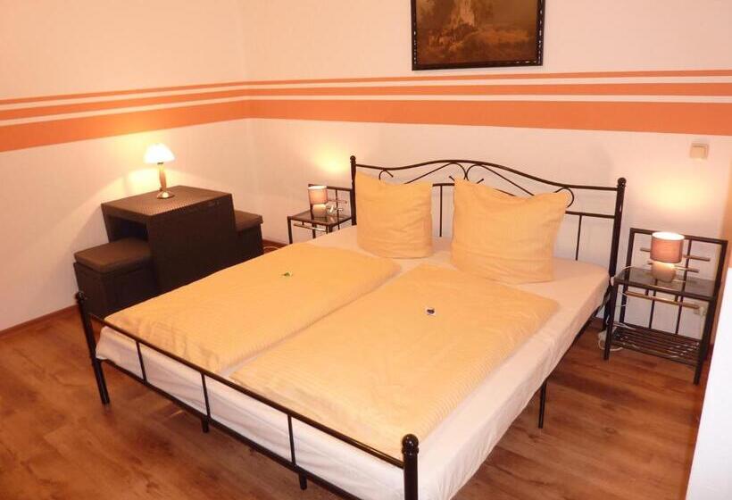 בית מלון כפרי Oranien