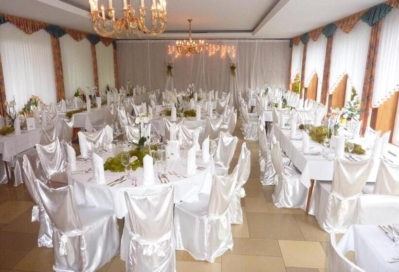 בית מלון כפרי Oranien