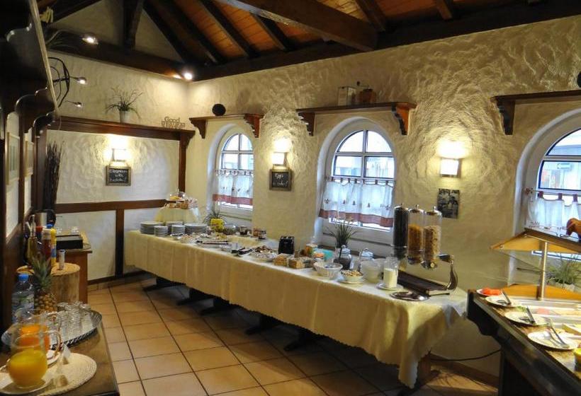 호텔 Schützenhof Spa Garden