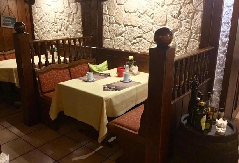 호텔 Schützenhof Spa Garden