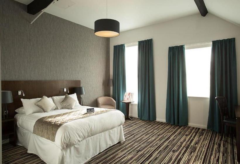 The Greenwood Hotel   Wetherspoon