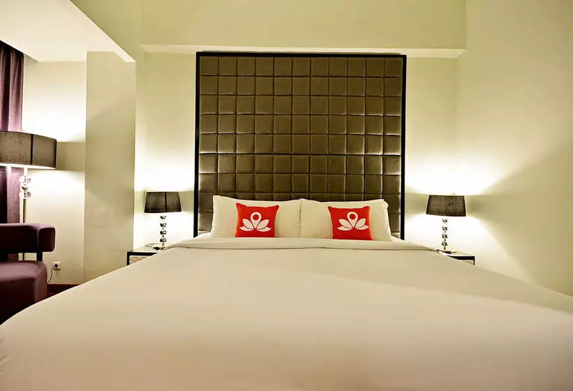 Hotelli Zen Rooms Mampang Tendean