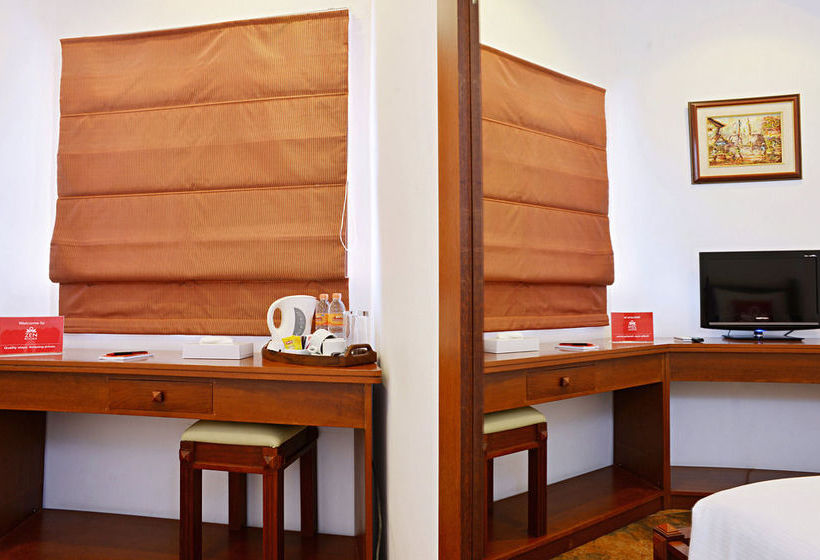 בית מלון כפרי Zen Rooms Pasteur Dangdeur