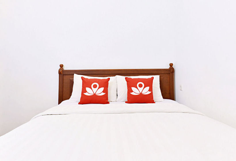 בית מלון כפרי Zen Rooms Pasteur Dangdeur