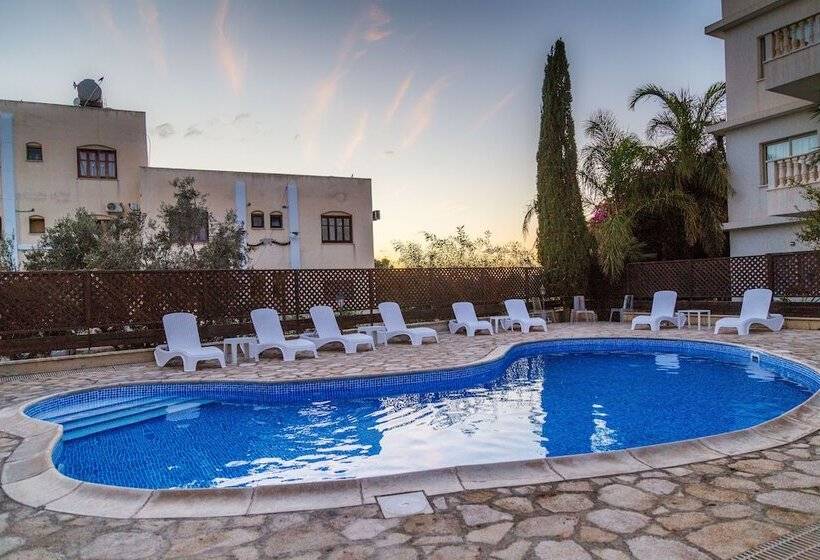 King's Holiday Apartments