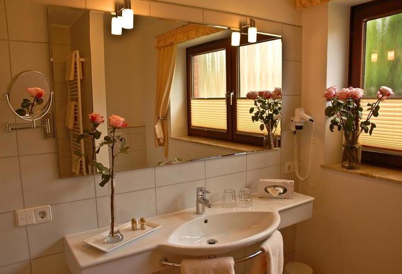 Land Gut Hotel Restaurant Kreuz Meyer