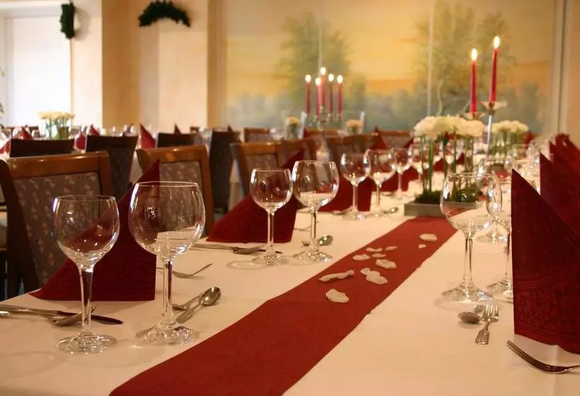 Land Gut Hotel Restaurant Kreuz Meyer