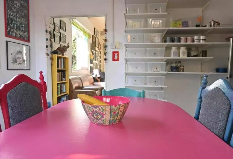 Lemongrass Hostel