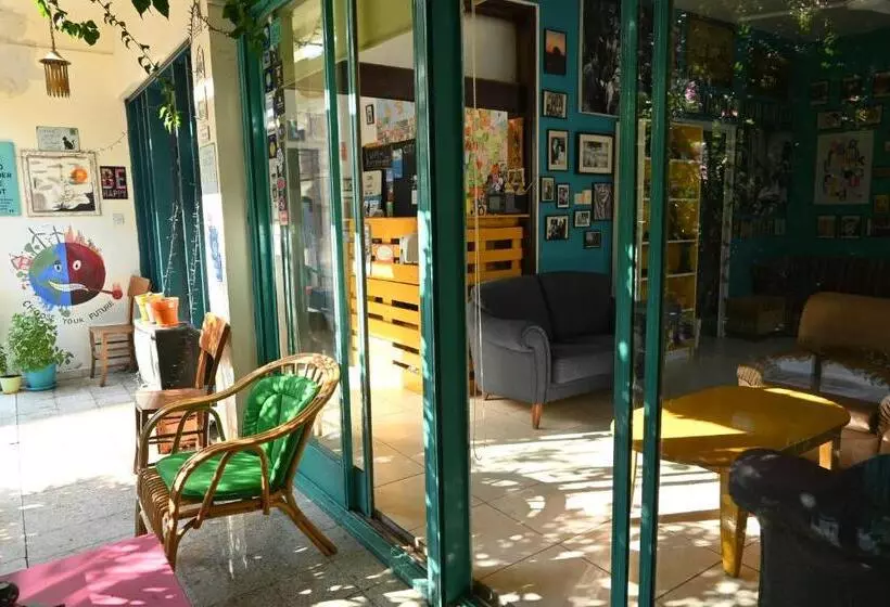 Lemongrass Hostel