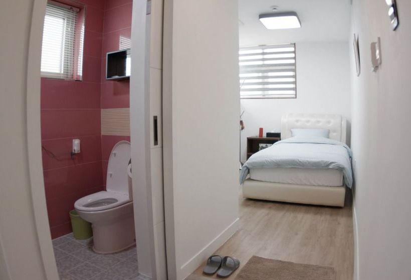 Pensão Sogondak House Jeju