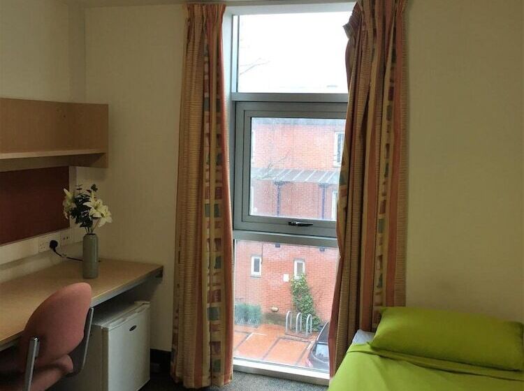 호스텔 Davies Court