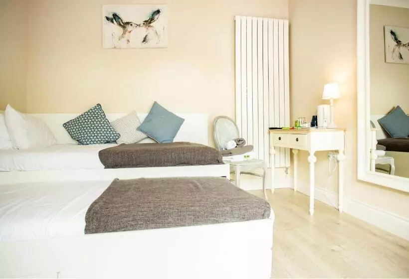 Aamiaismajoitus (B&B) Accommodation Bristol Airport
