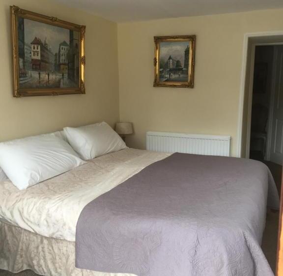 住宿加早餐  Borderers Inn