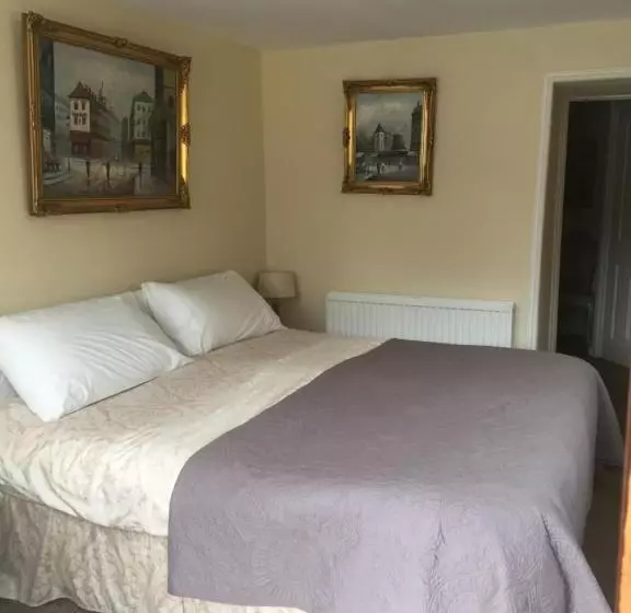 تختخواب و صبحانه Borderers Inn