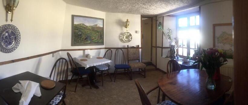 住宿加早餐  Borderers Inn