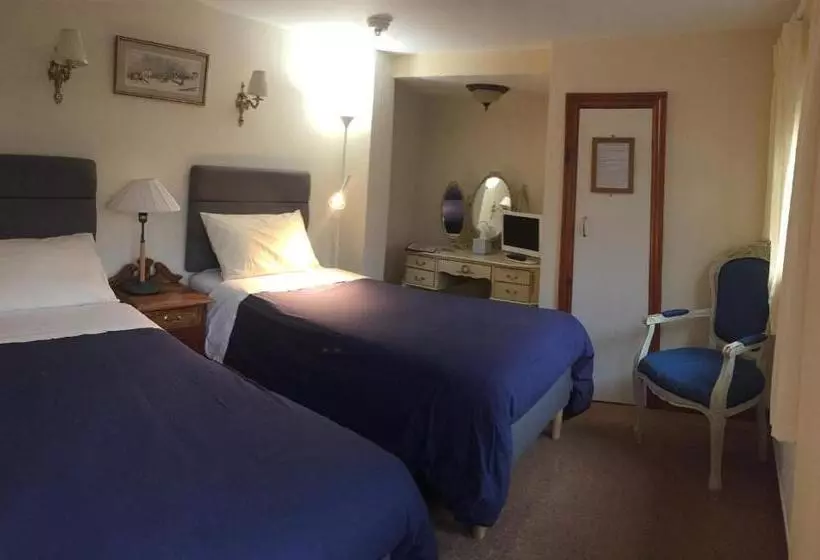 تختخواب و صبحانه Borderers Inn
