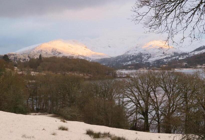 ベッドアンドブレックファースト Slack Cottage