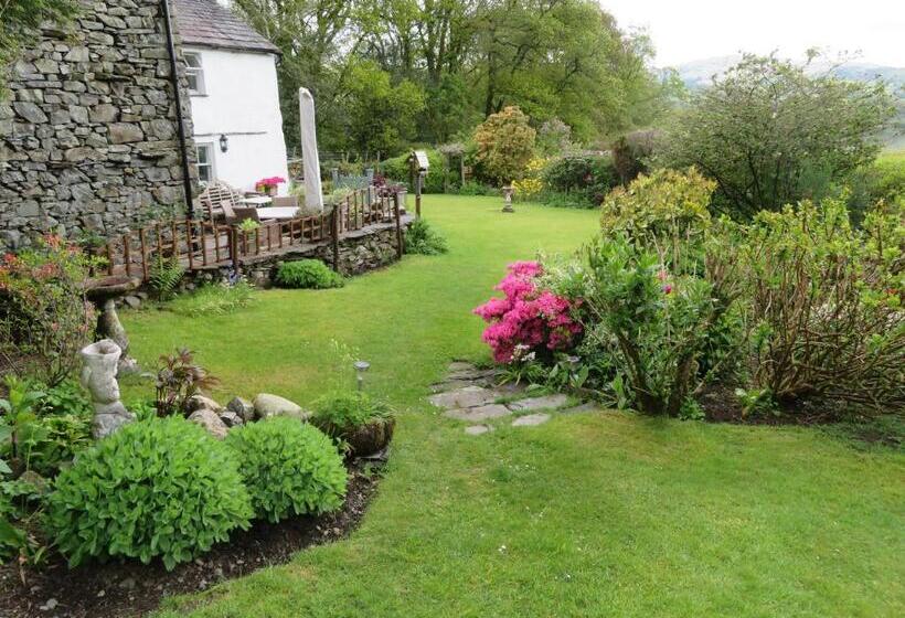 ベッドアンドブレックファースト Slack Cottage