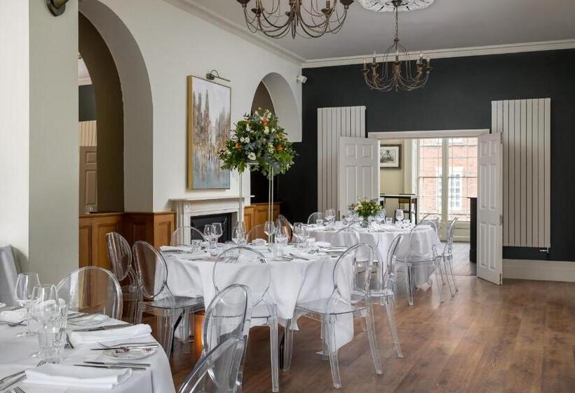 민박 St Johns House Lichfield