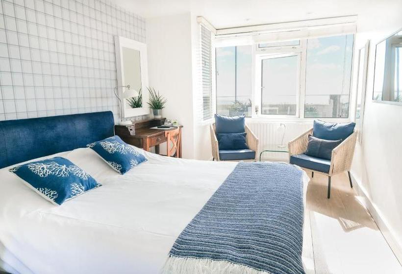 مبيت وإفطار The Beach