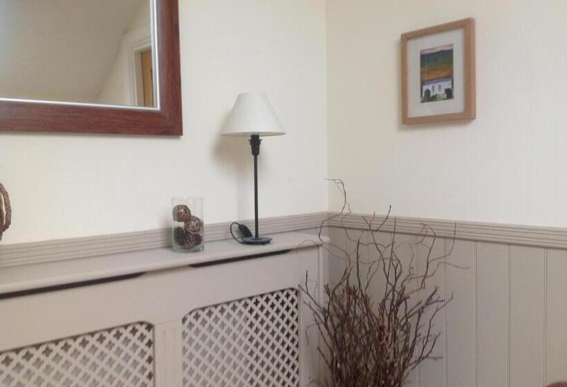 住宿加早餐  The Coach House Brecon