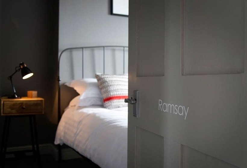 مبيت وإفطار The Duke William