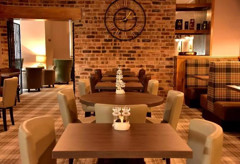 تختخواب و صبحانه The Townhouse Aberfeldy   Rooms & Breakfast