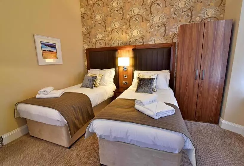 تختخواب و صبحانه The Townhouse Aberfeldy   Rooms & Breakfast