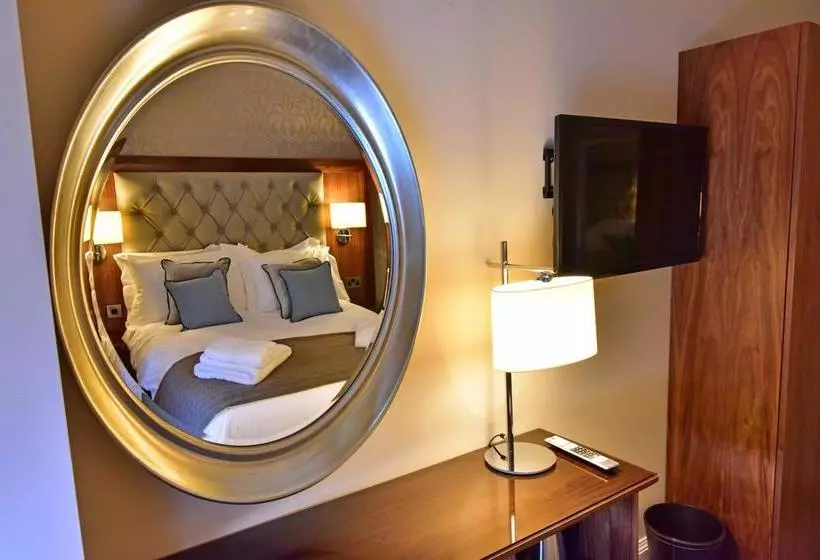 تختخواب و صبحانه The Townhouse Aberfeldy   Rooms & Breakfast