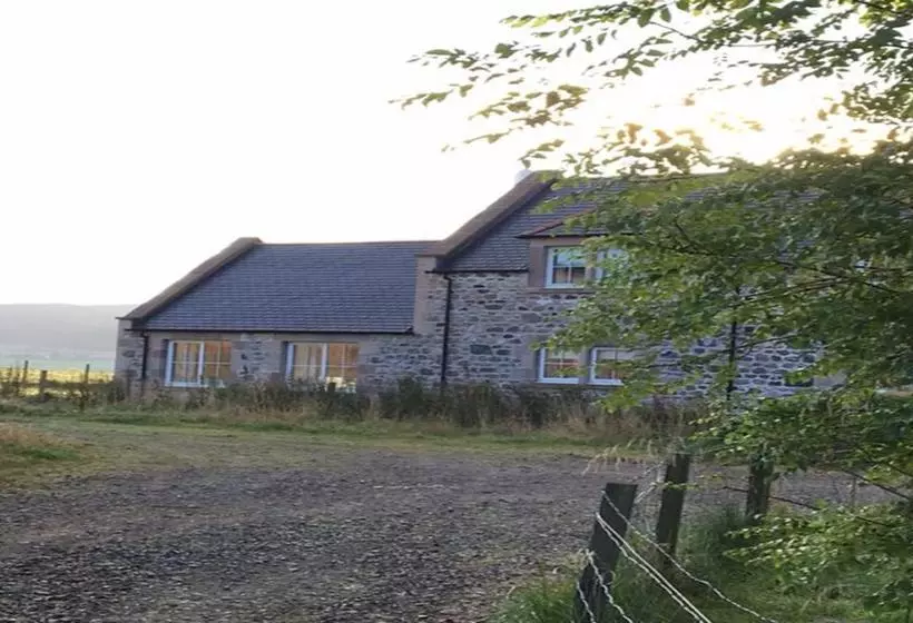 تختخواب و صبحانه Brambleburn Steading