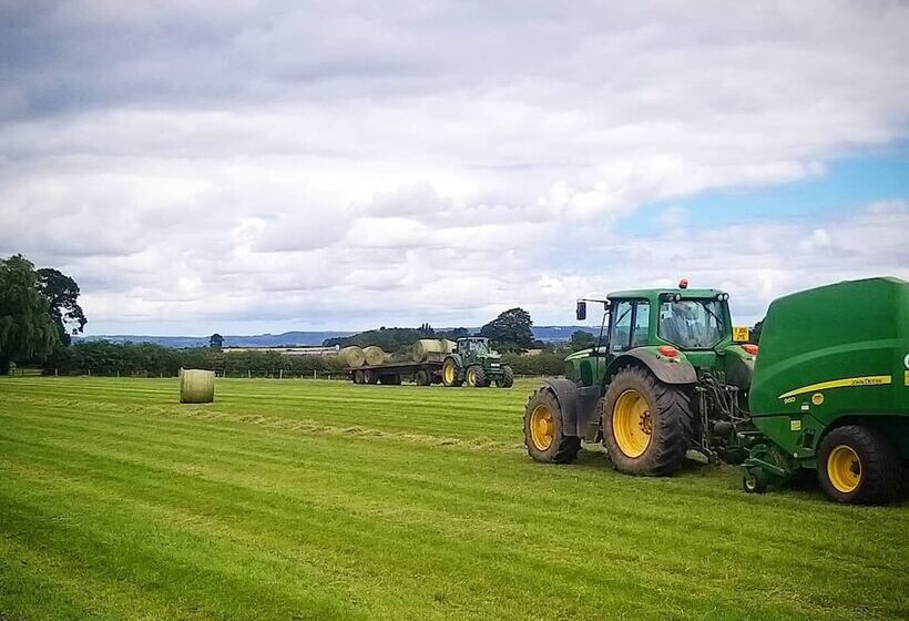 Burton Grange Farmhouse B&b