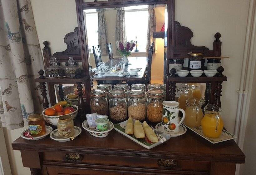 Burton Grange Farmhouse B&b