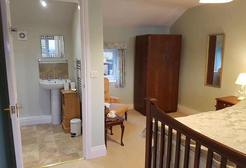 Burton Grange Farmhouse B&b