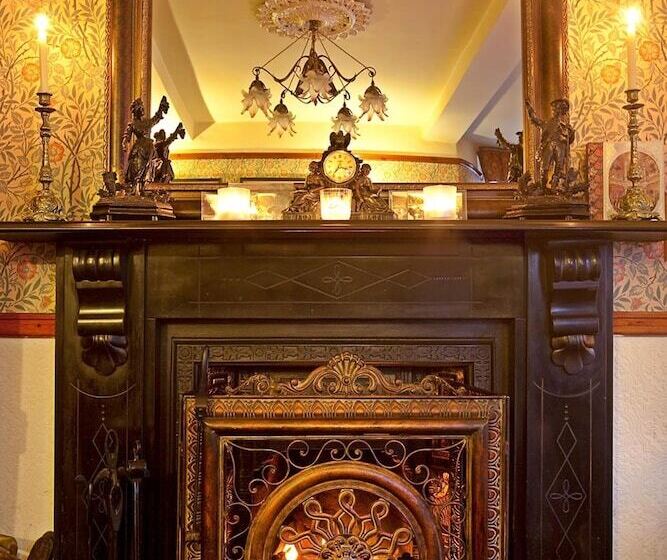 Hodgkinsons Hotel Matlock Bath