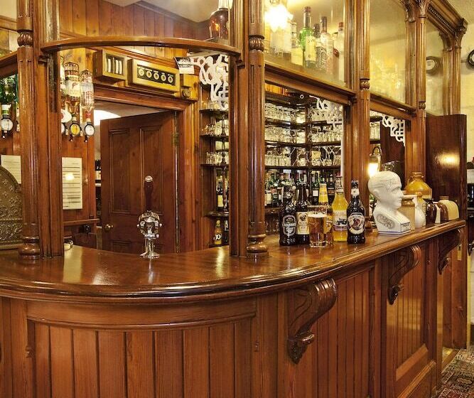 Hodgkinsons Hotel Matlock Bath