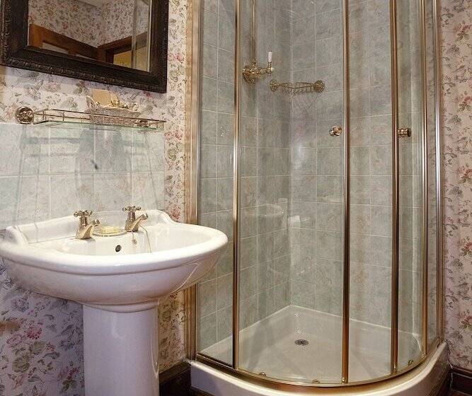 Hodgkinsons Hotel Matlock Bath