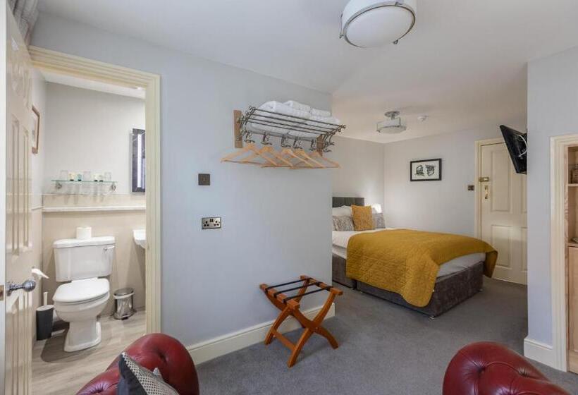 酒店 The Black Swan Inn