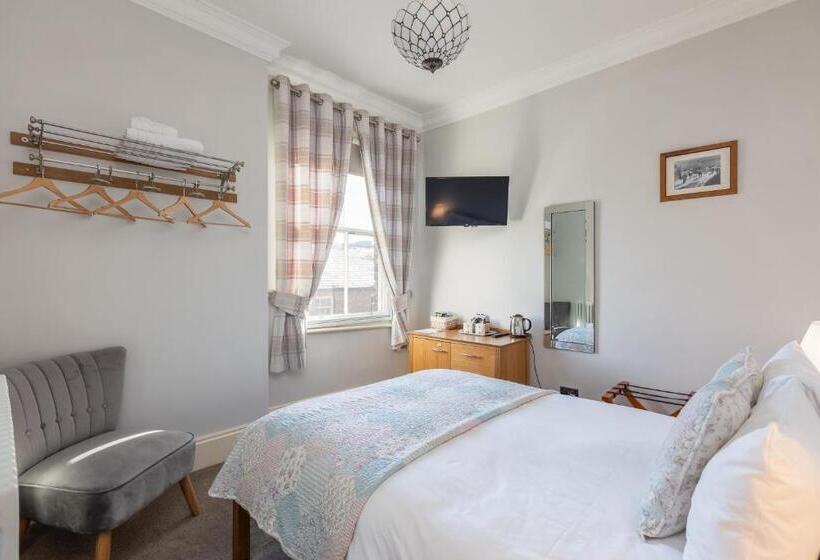 酒店 The Black Swan Inn