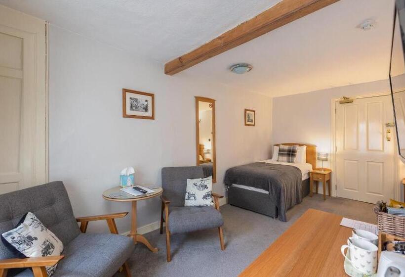 酒店 The Black Swan Inn