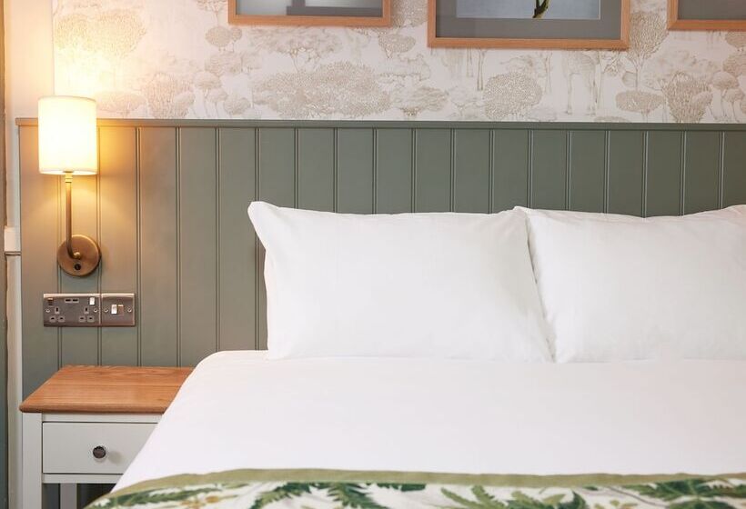 ホテル The Kings Head Wroxham By Greene King Inns