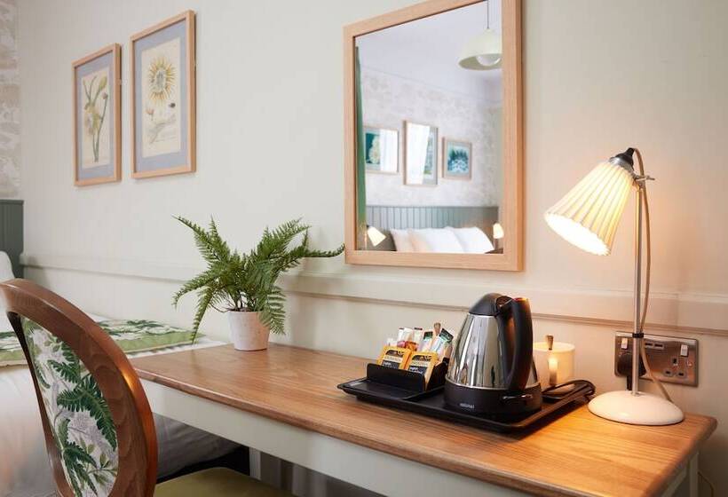 ホテル The Kings Head Wroxham By Greene King Inns