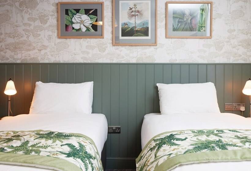 ホテル The Kings Head Wroxham By Greene King Inns