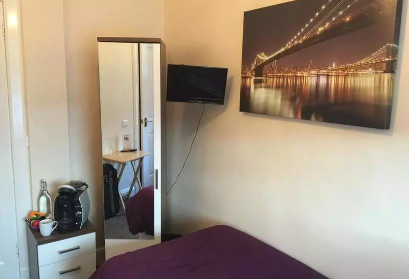 North Bridge Street B&b