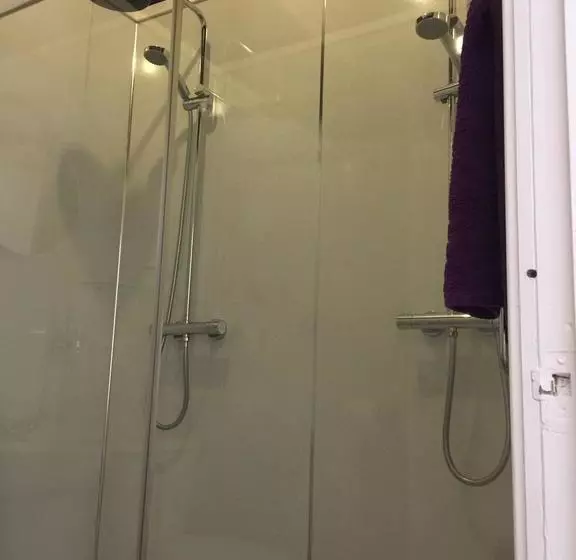 North Bridge Street B&b