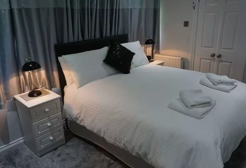 Pennyburn B&b