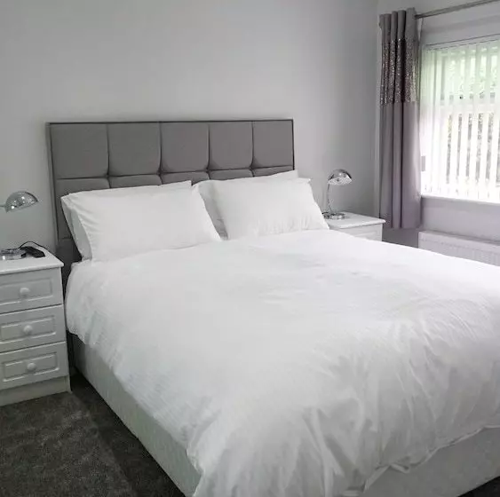 Pennyburn B&b